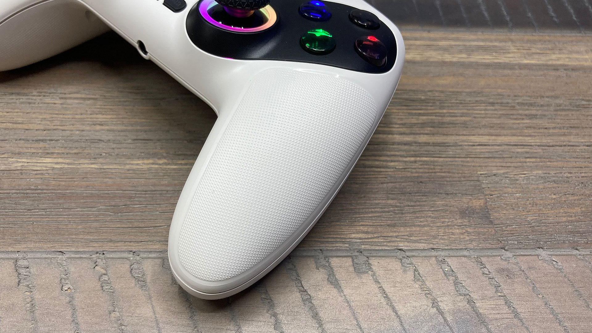 test manette sans fil gamrombo ps5 pc image 2